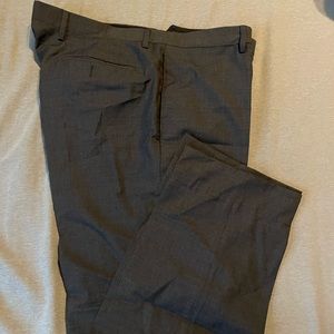Men’s Burberry Charcoal Flat Front Virgin Wool Pants W 38 x 30L. Made in Italy.